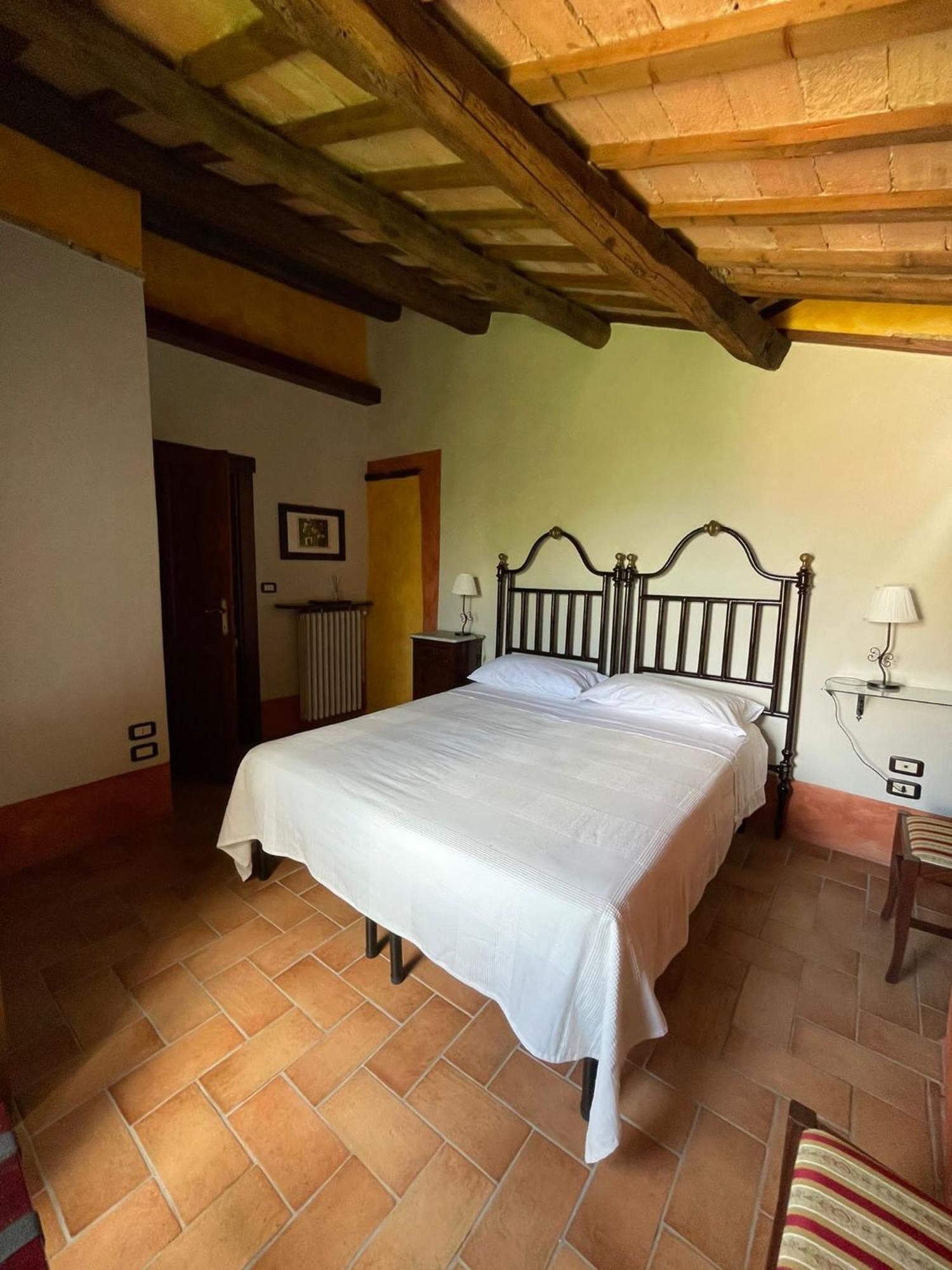 Qvintilianvs Bed & Breakfast Contigliano Bagian luar foto